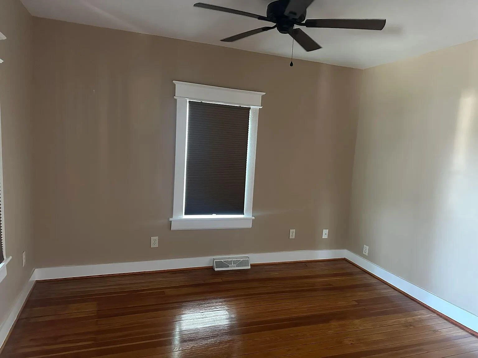1518 Tazewell AVE SE - Photo 13