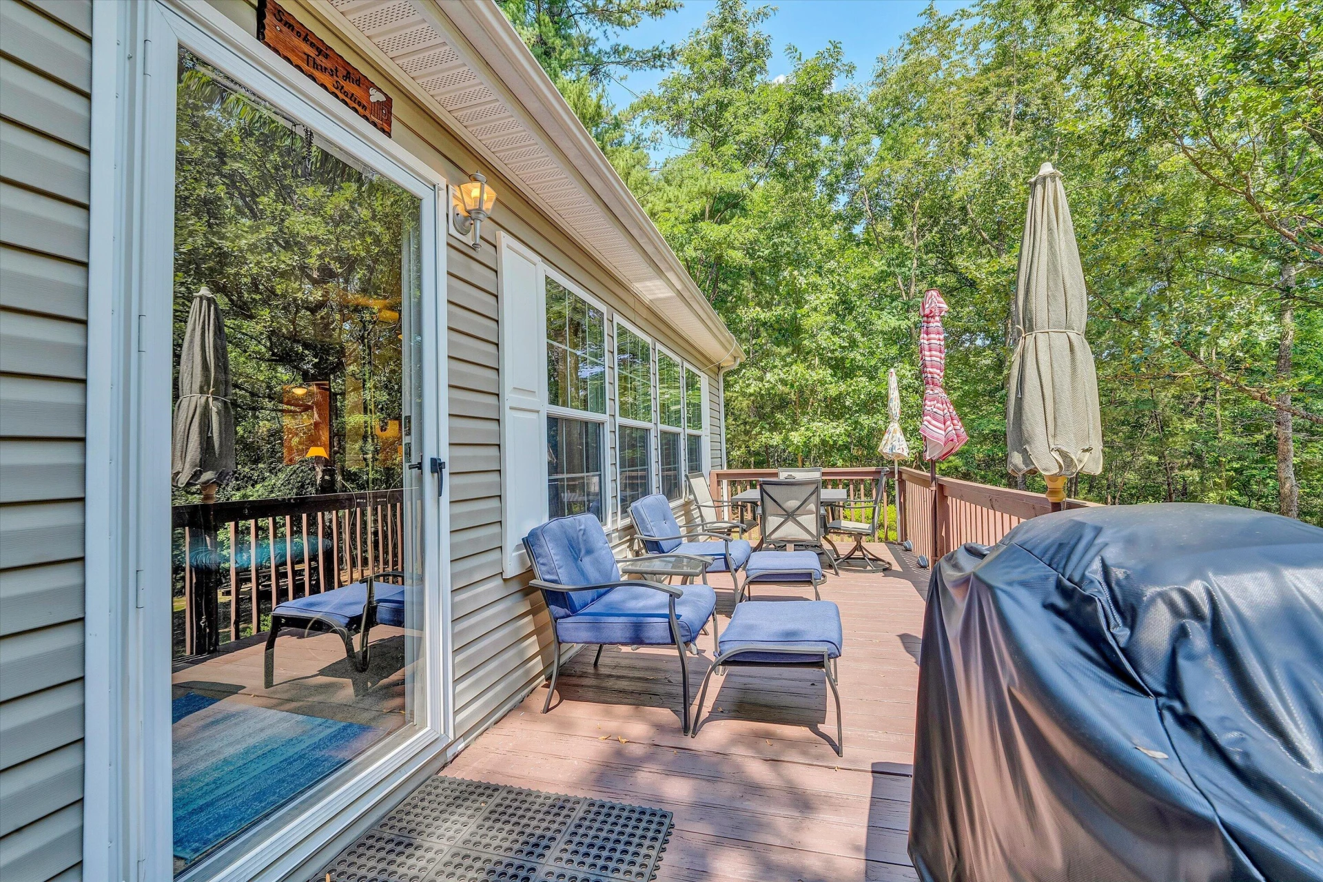 1140 Lauras LN - Photo 9