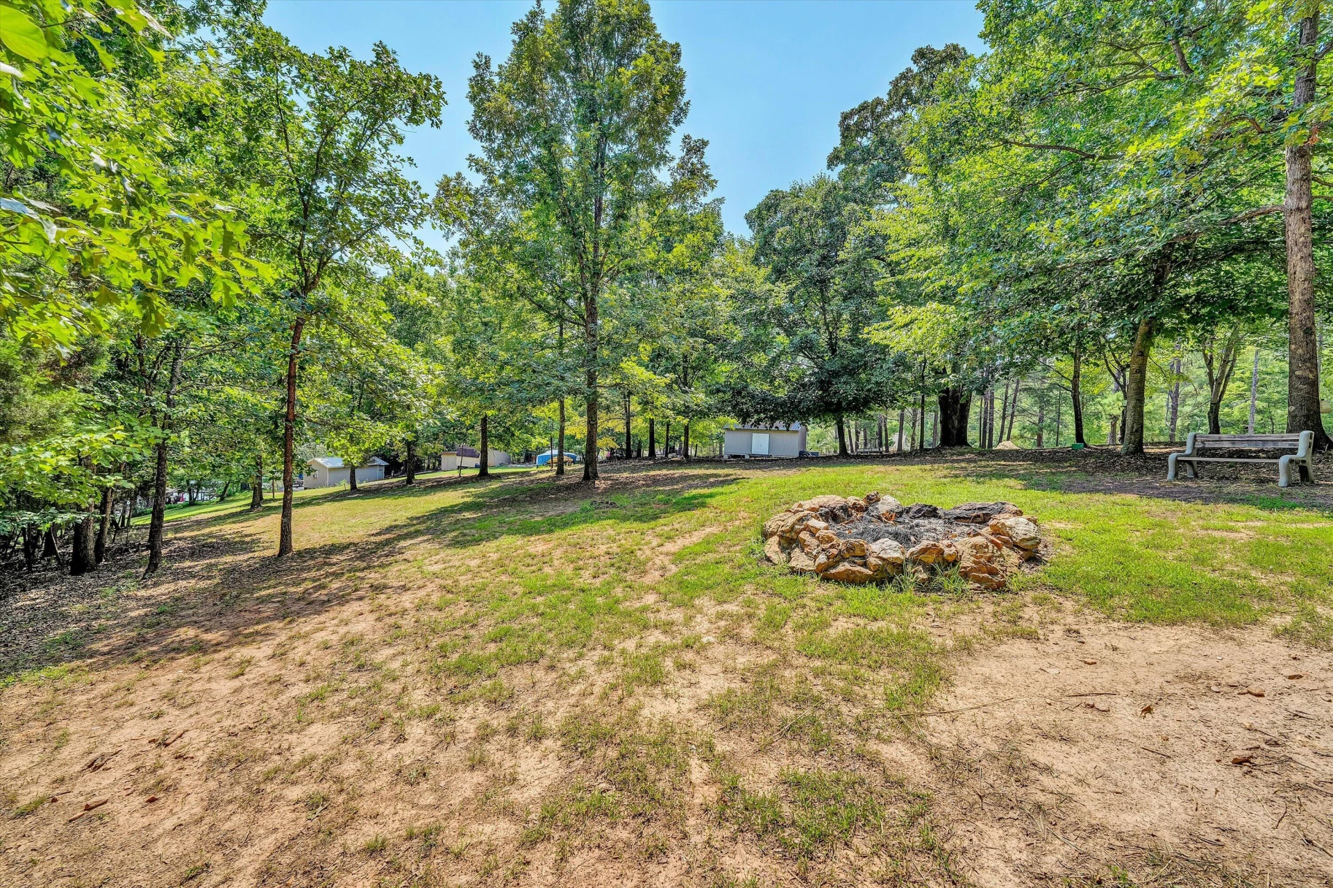 1140 Lauras LN - Photo 31