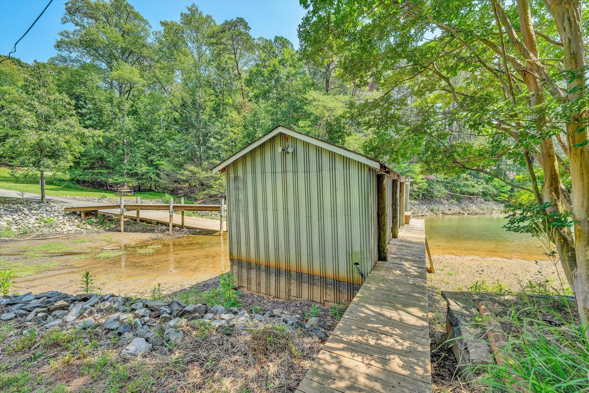 1140 Lauras LN - Photo 33