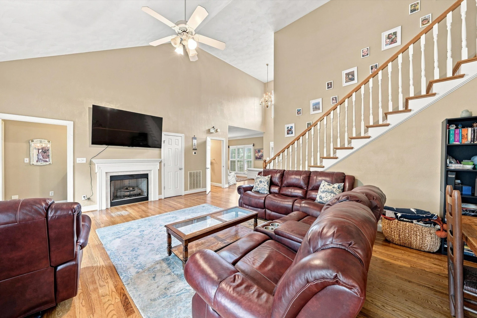6301 Roselawn Court DR - Photo 5