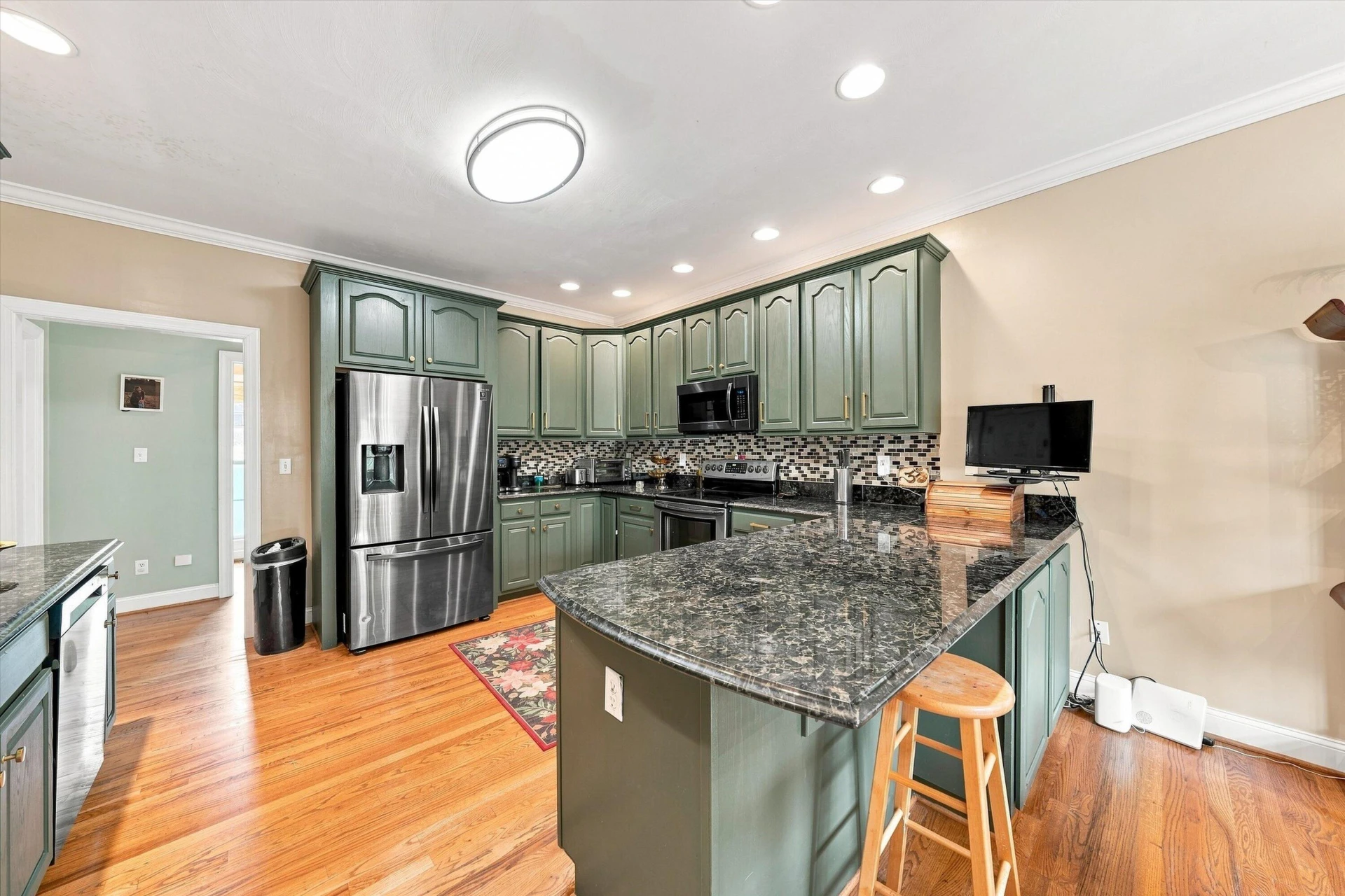 6301 Roselawn Court DR - Photo 11