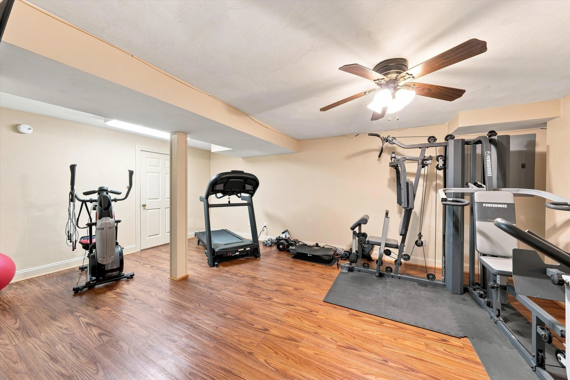 6301 Roselawn Court DR - Photo 34