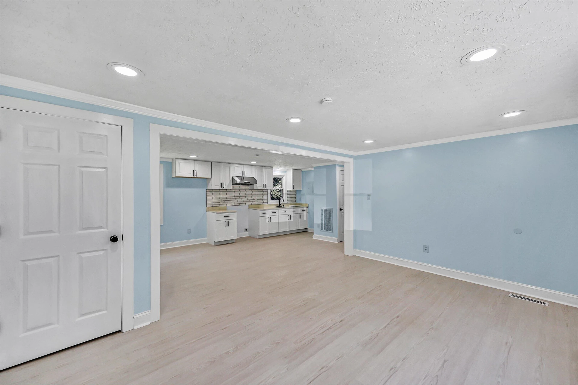 740 Chestnut Knob RD - Photo 2