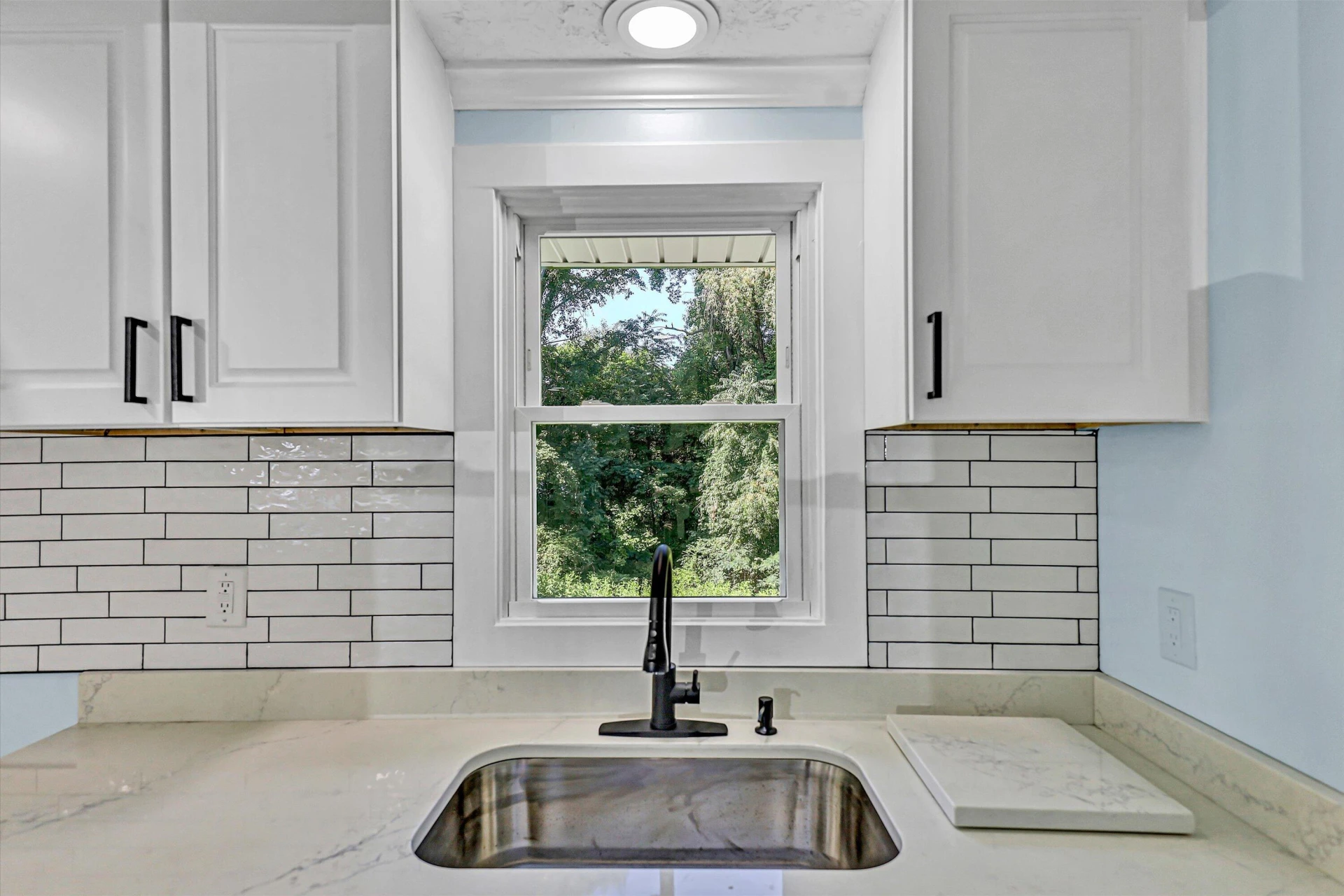 740 Chestnut Knob RD - Photo 3