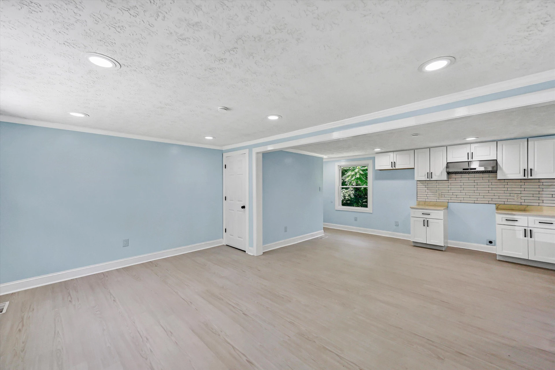 740 Chestnut Knob RD - Photo 8
