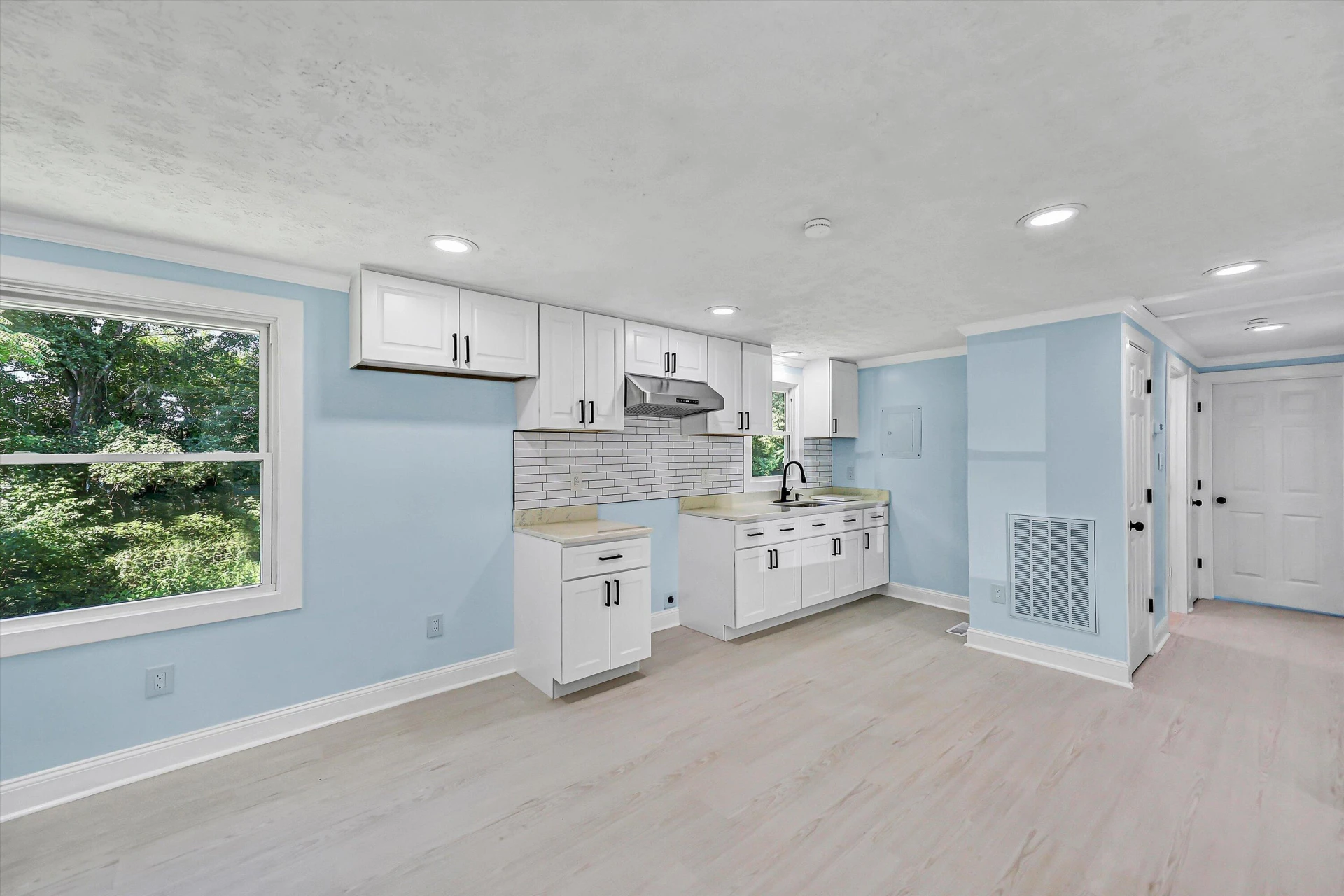 740 Chestnut Knob RD - Photo 9