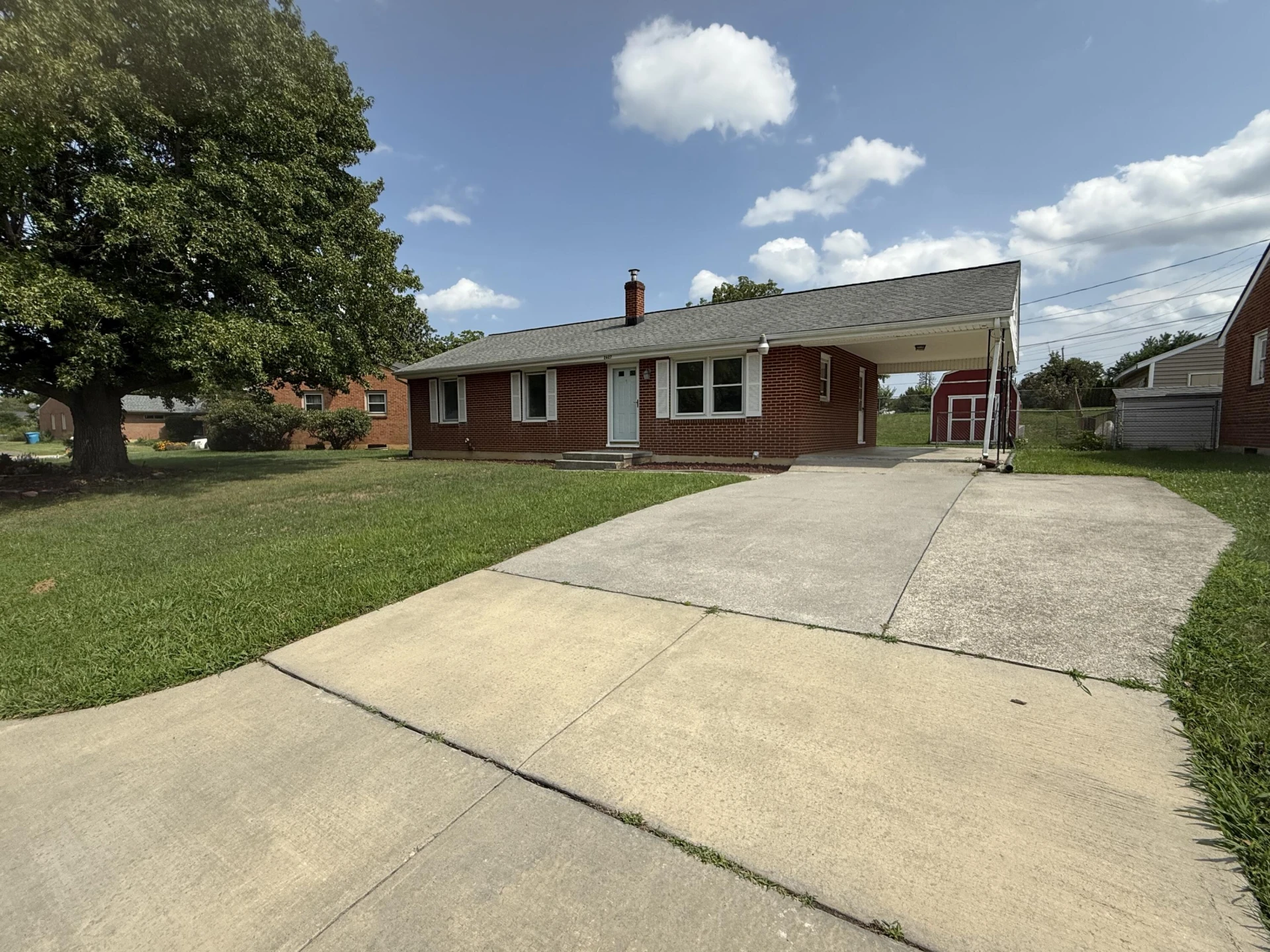 2627 Hillendale DR NW - Photo 3