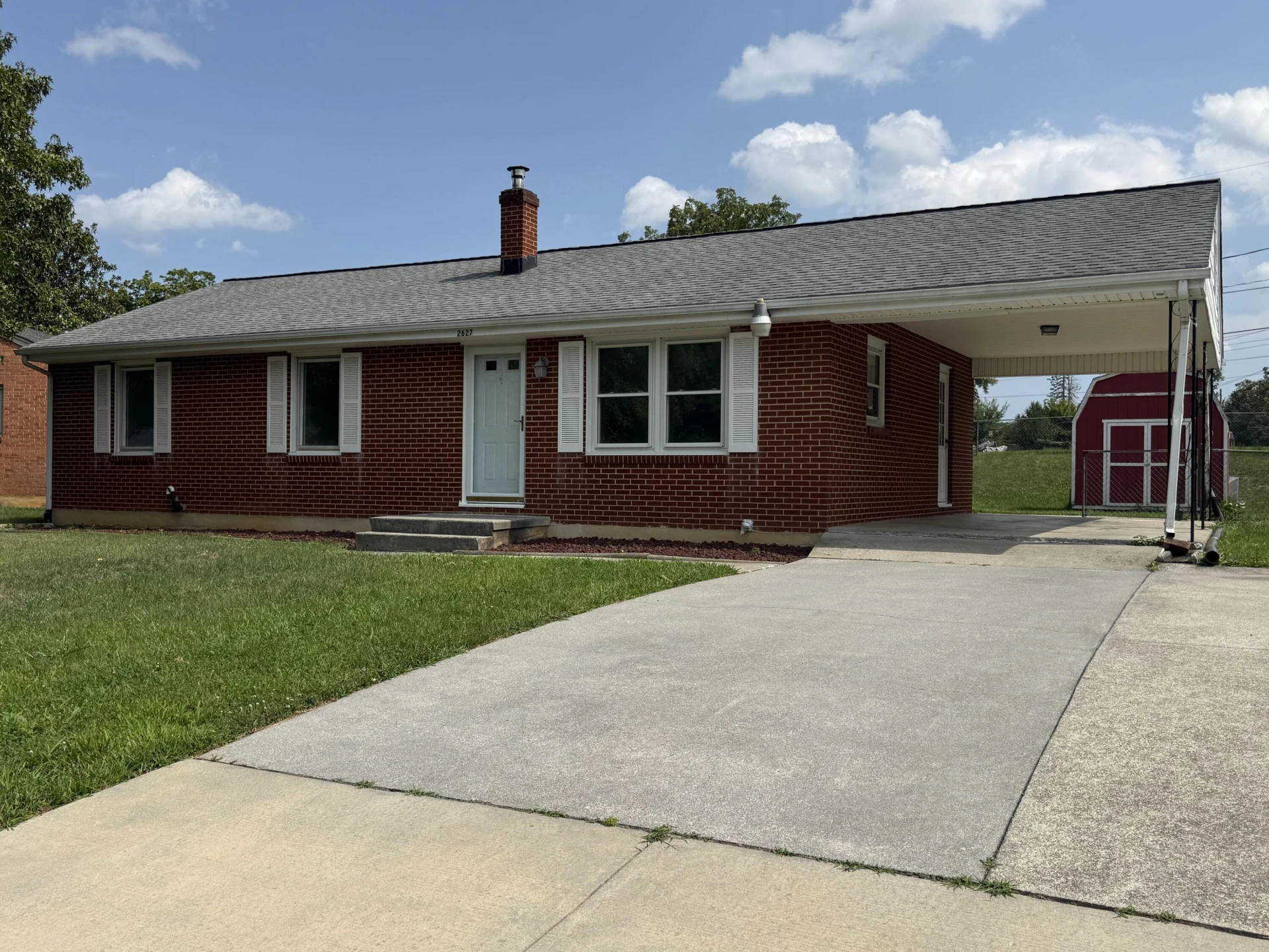 2627 Hillendale DR NW - Photo 4