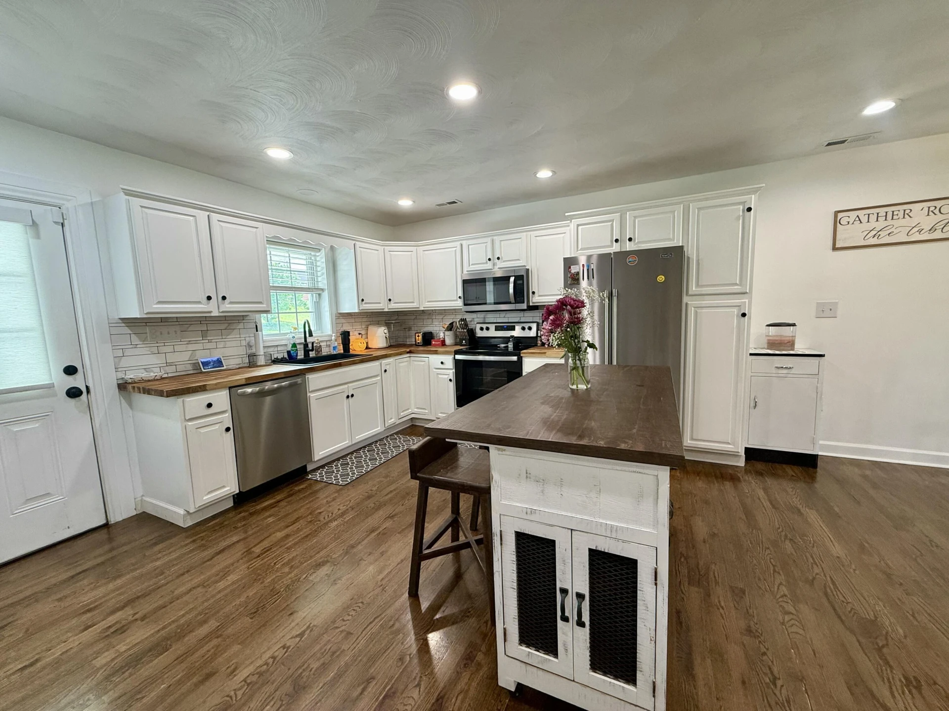 3536 Bradshaw RD - Photo 6