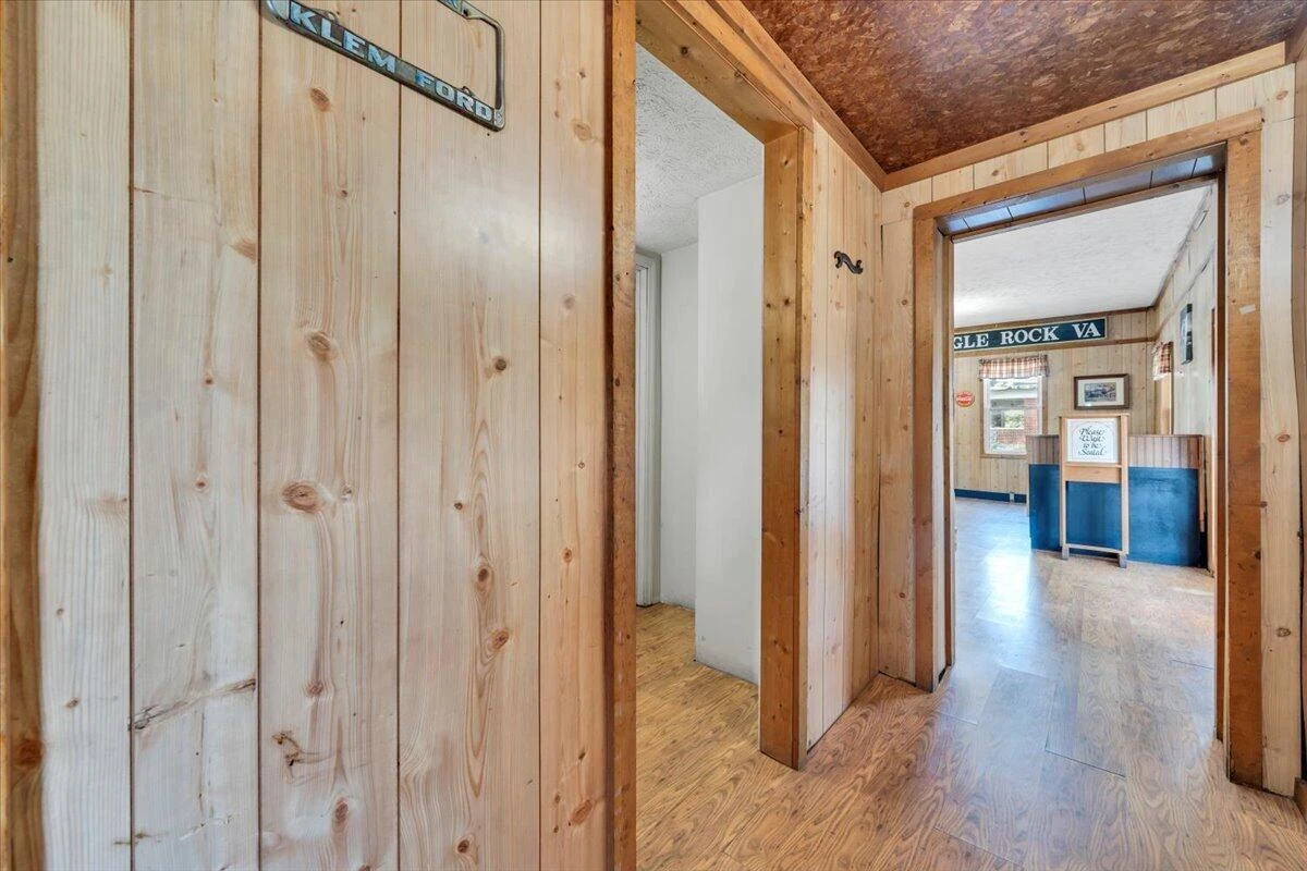 14683 Church ST - Photo 9