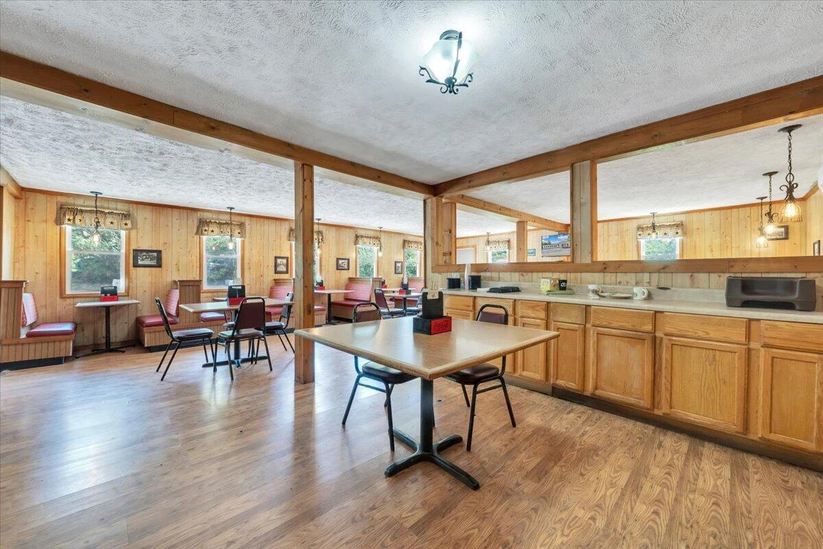 14683 Church ST - Photo 16