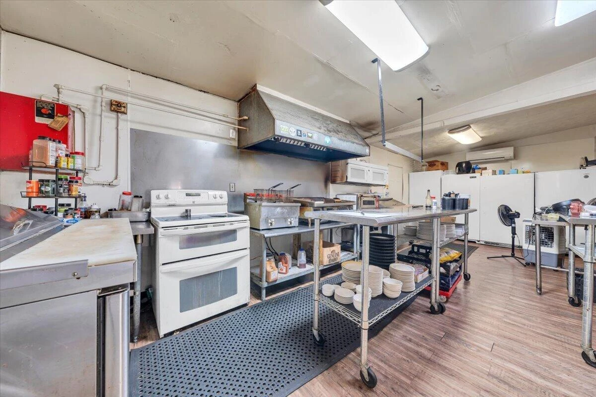 14683 Church ST - Photo 29