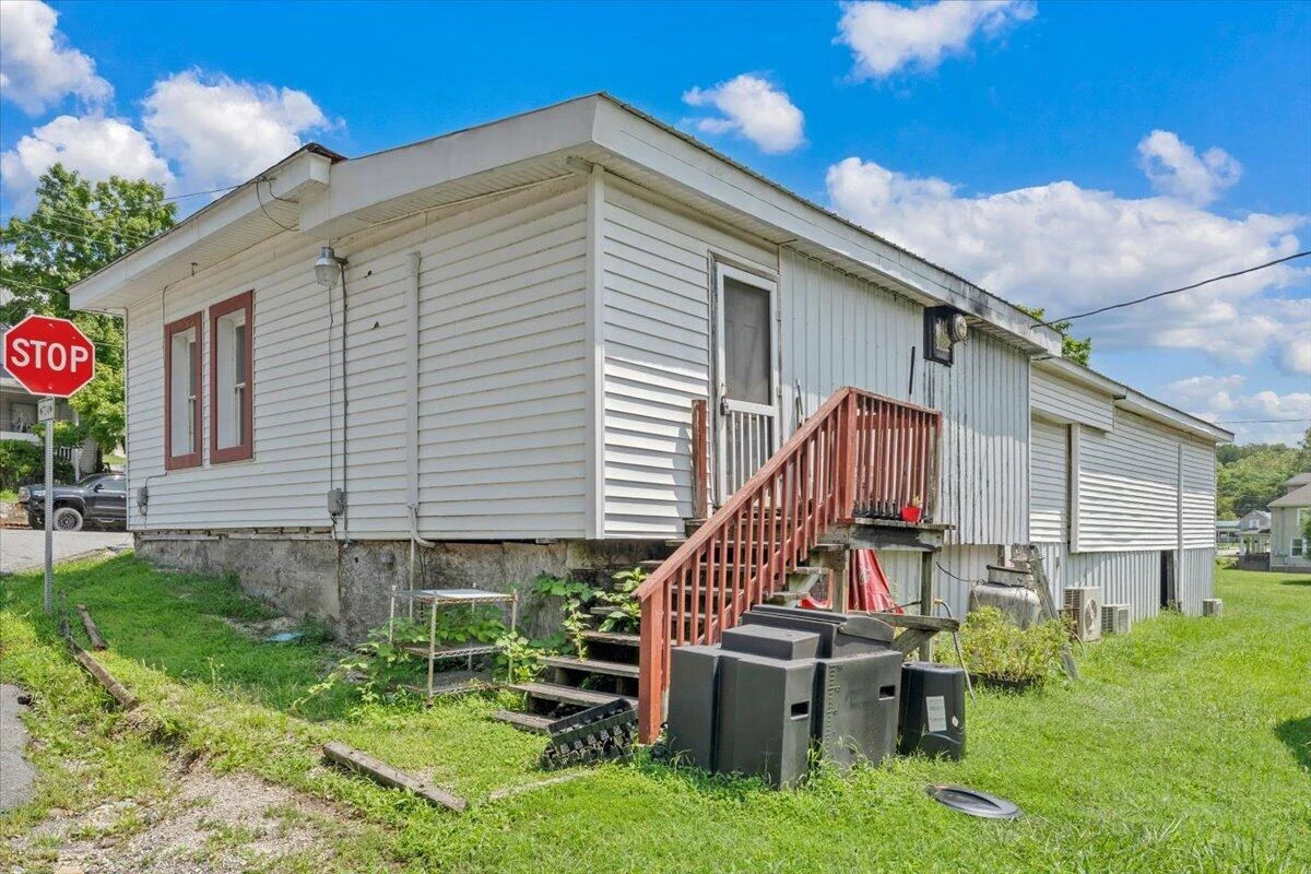 14683 Church ST - Photo 39