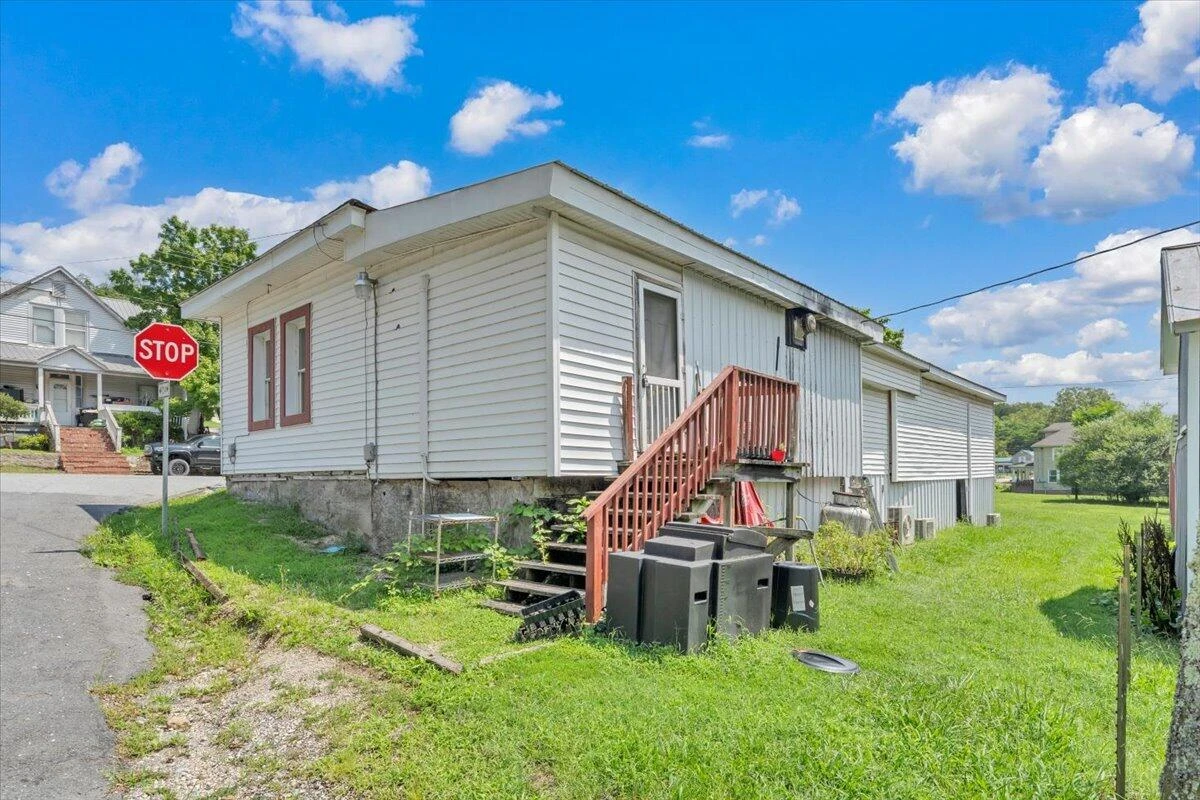 14683 Church ST - Photo 40