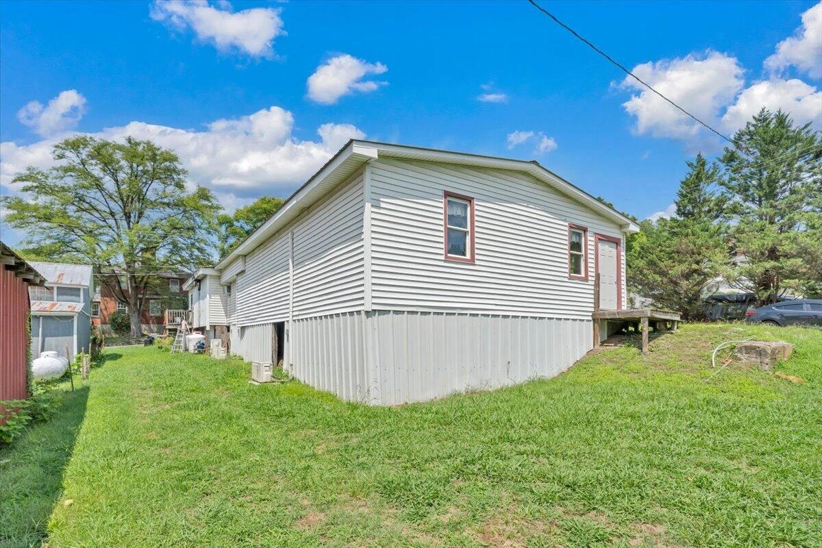 14683 Church ST - Photo 41