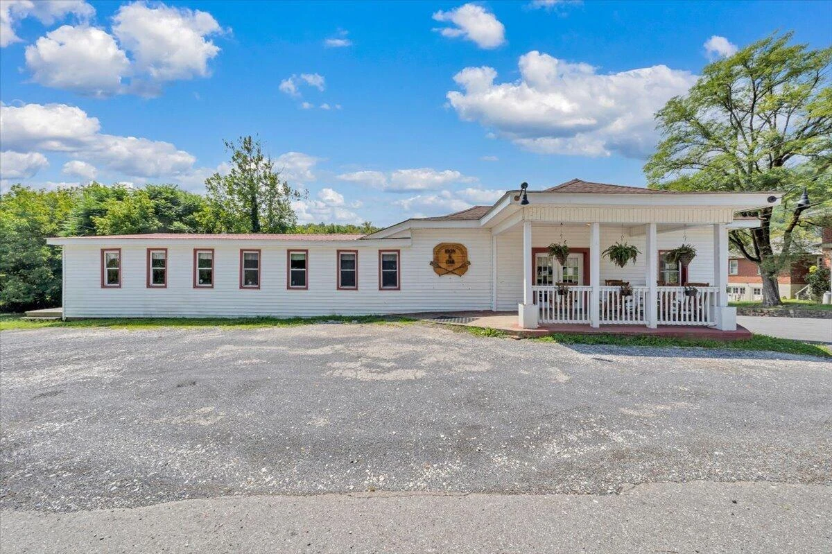 14683 Church ST - Photo 45