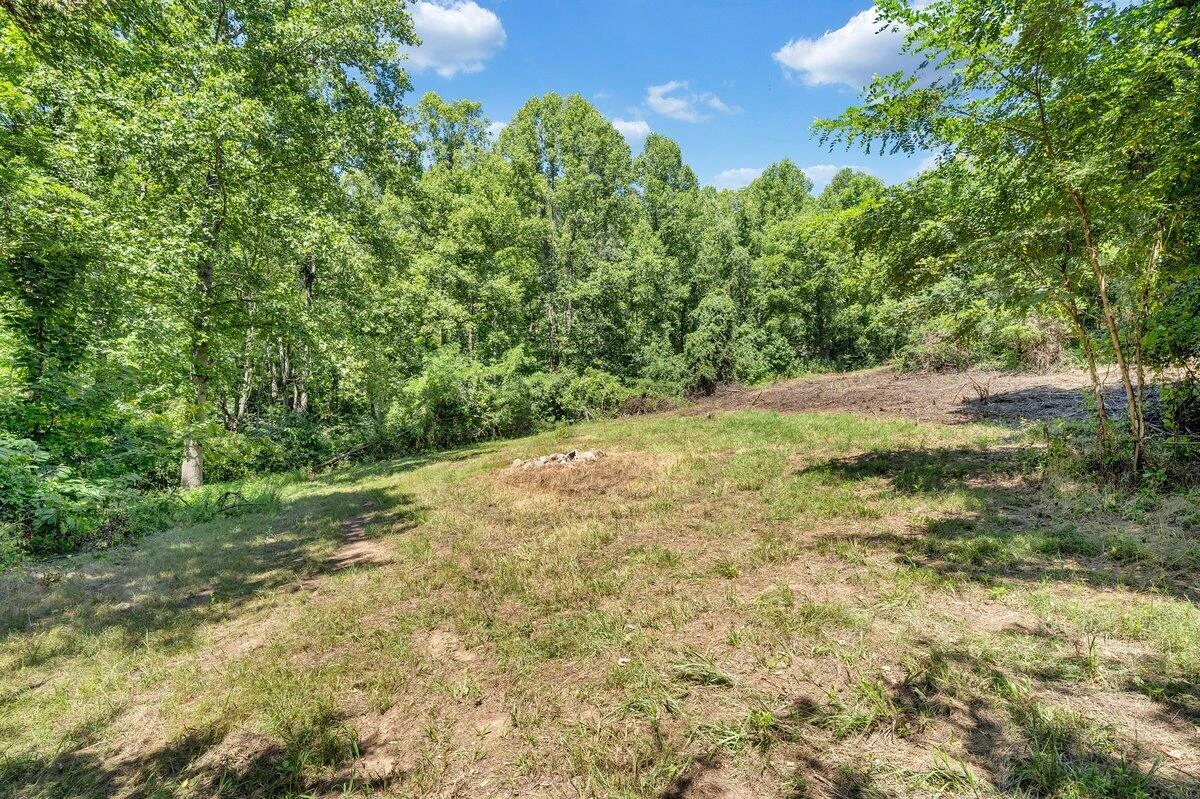 4077 Rocky Ford RD - Photo 14