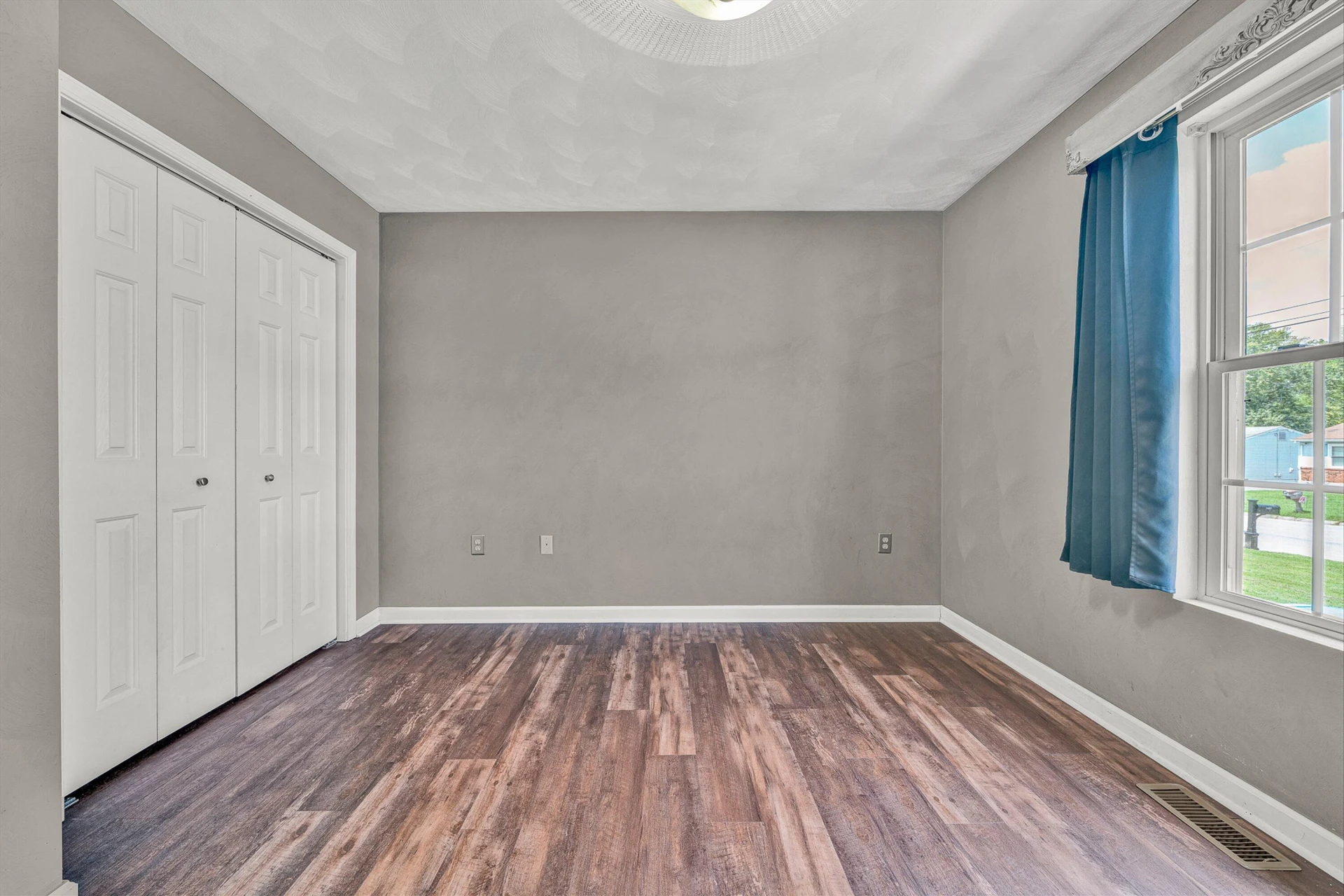 1701 Gordon AVE SE - Photo 12