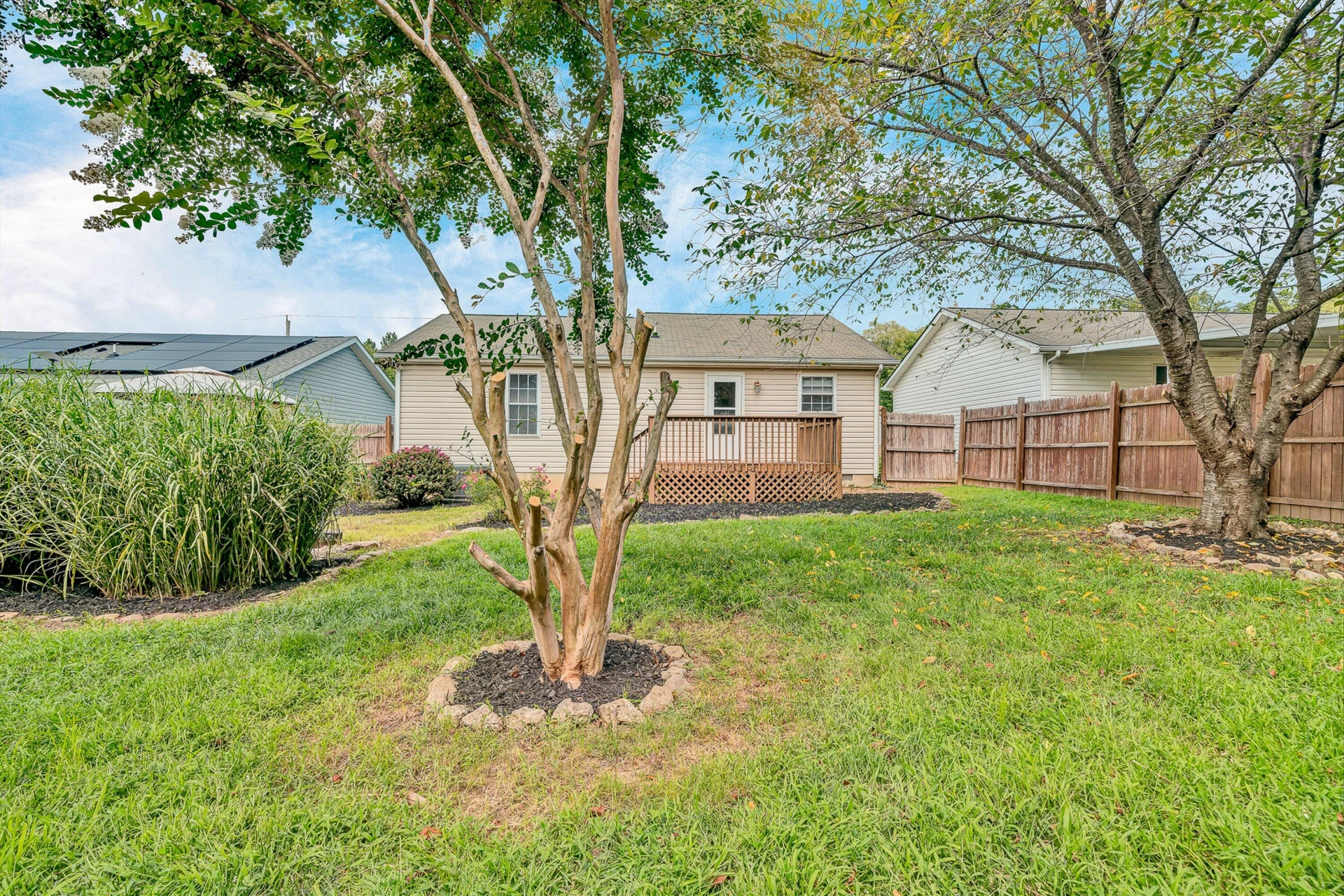 1701 Gordon AVE SE - Photo 18