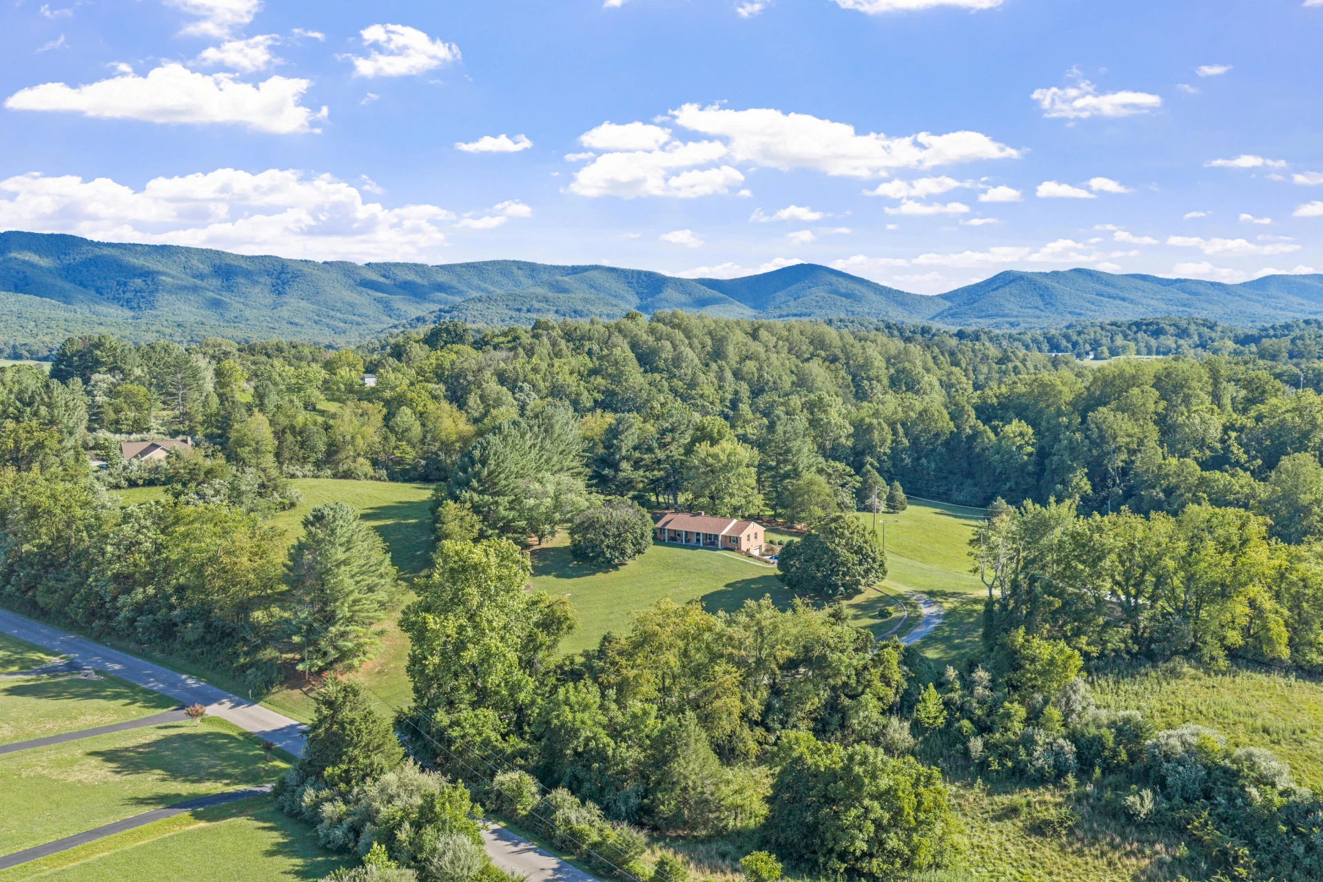 537 Blue Ridge Tpk - Photo 3