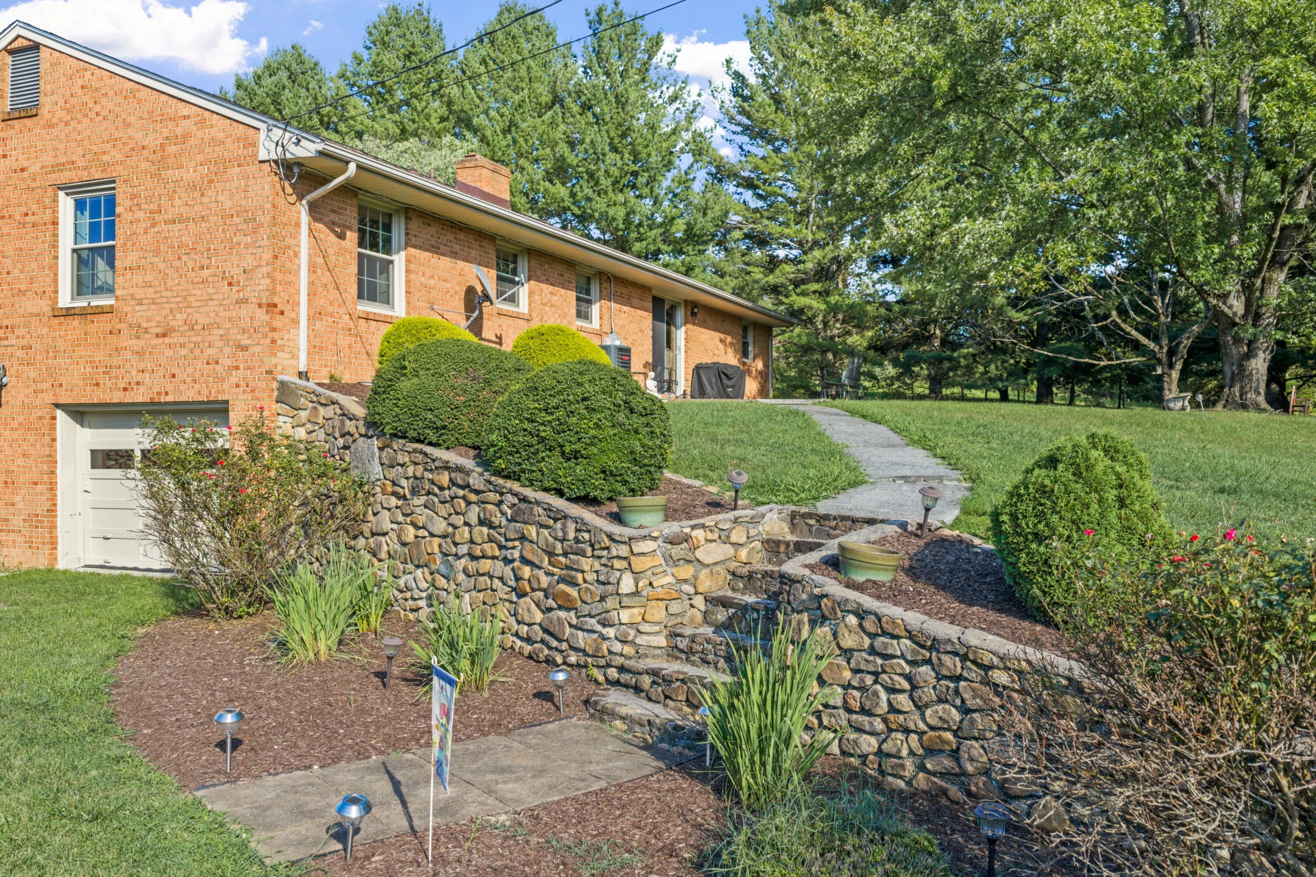 537 Blue Ridge Tpk - Photo 7