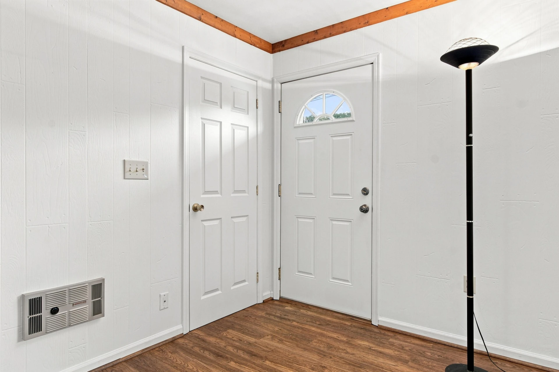 6219 Joyce LN - Photo 5