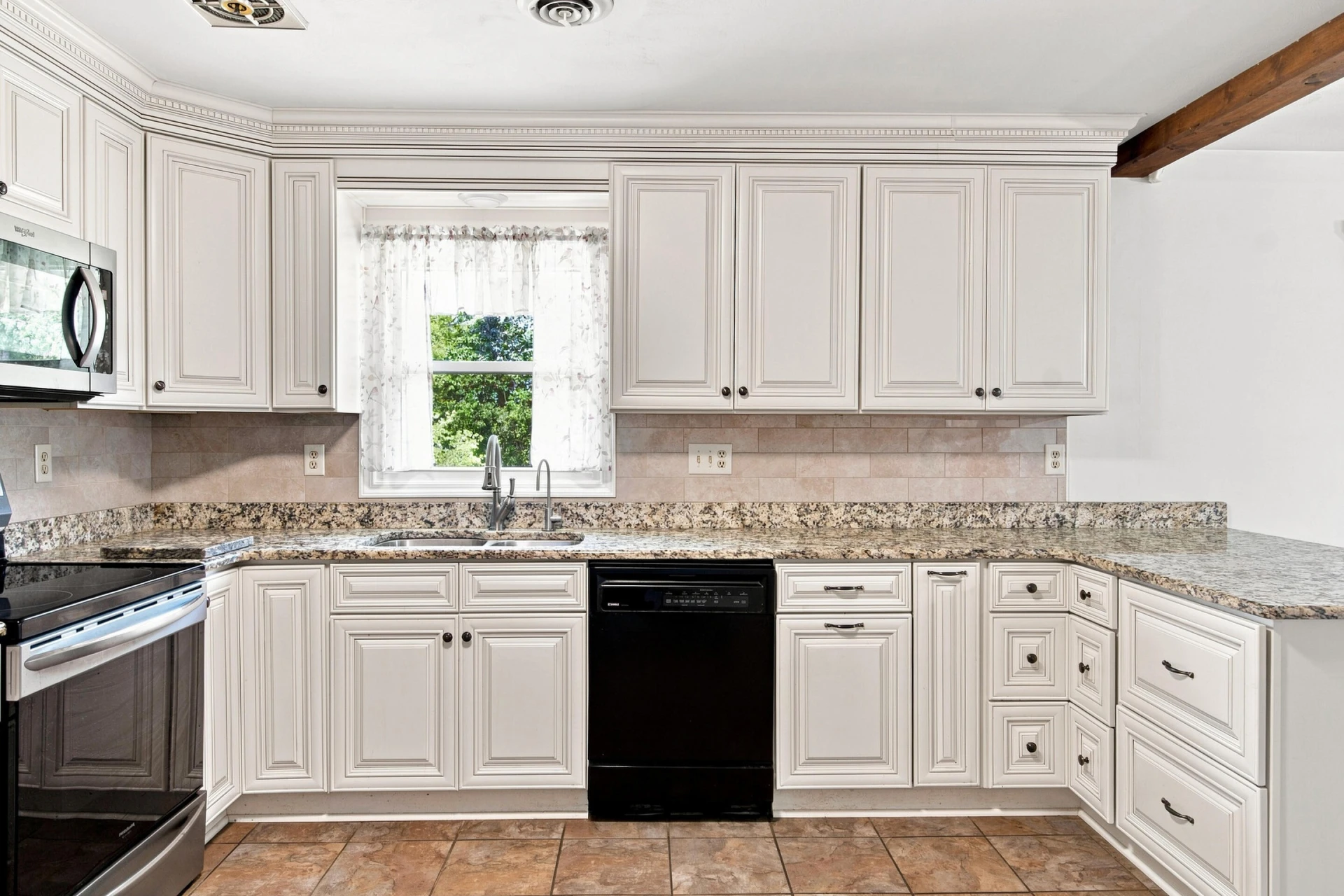 6219 Joyce LN - Photo 14