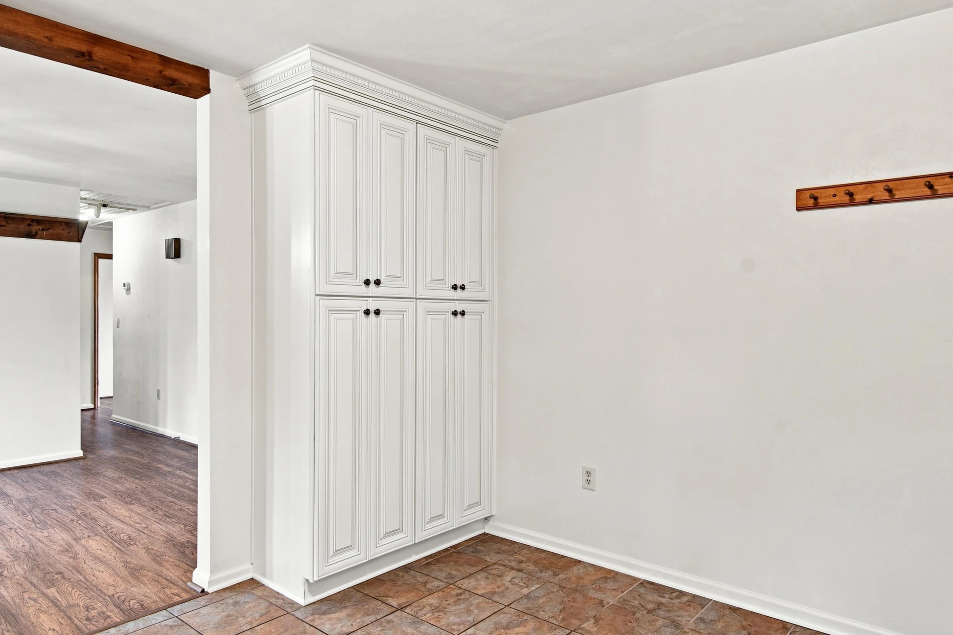 6219 Joyce LN - Photo 16