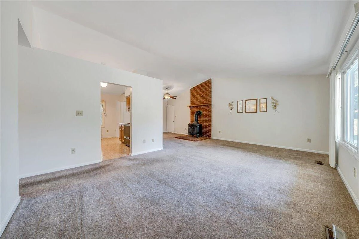 6830 Autumn Wood LN - Photo 2