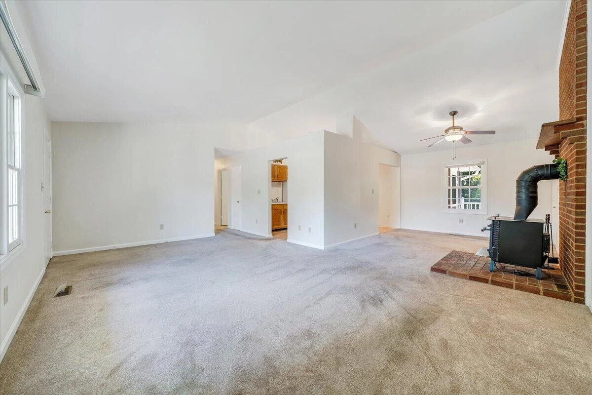 6830 Autumn Wood LN - Photo 4