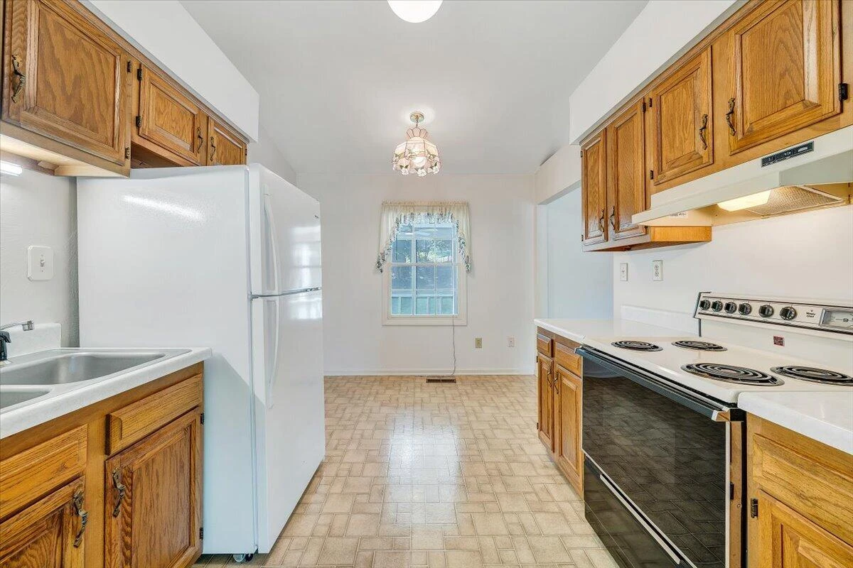 6830 Autumn Wood LN - Photo 6