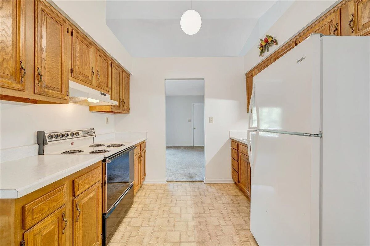 6830 Autumn Wood LN - Photo 10