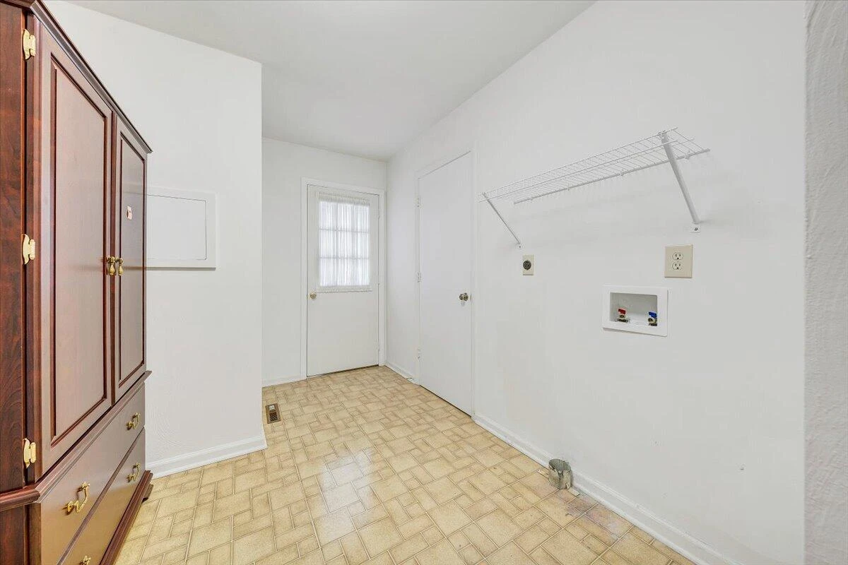 6830 Autumn Wood LN - Photo 11