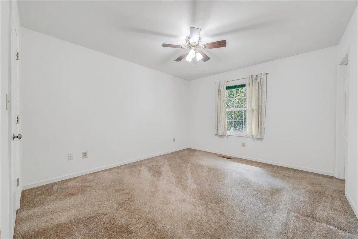 6830 Autumn Wood LN - Photo 13