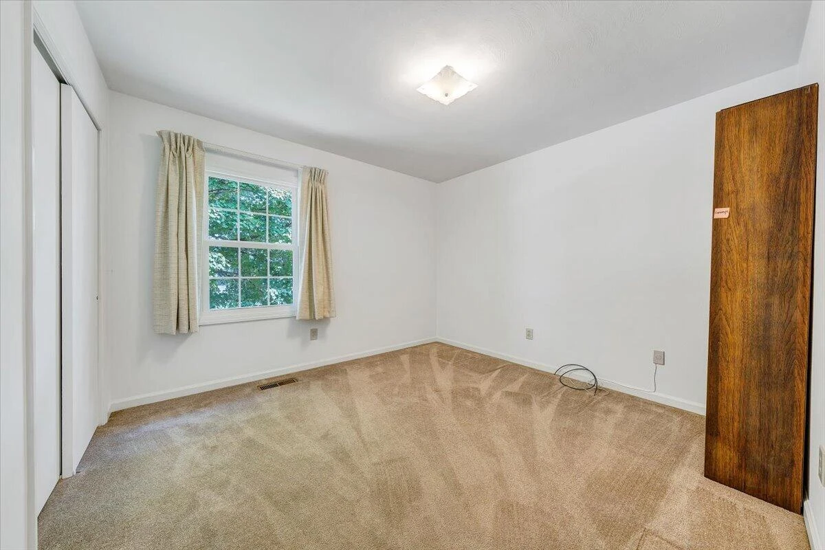 6830 Autumn Wood LN - Photo 18