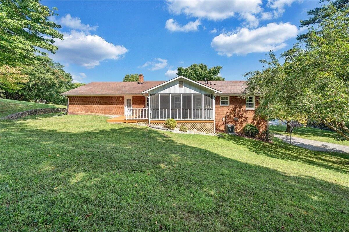 6830 Autumn Wood LN - Photo 28