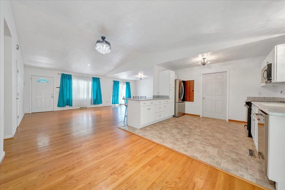 4562 Airport RD - Photo 10