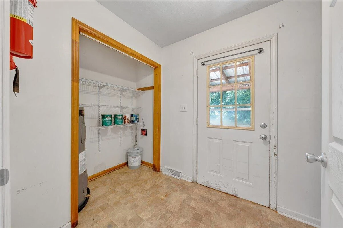 4562 Airport RD - Photo 17