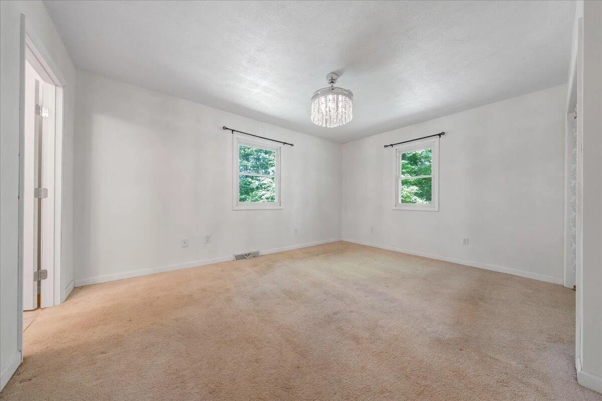 4562 Airport RD - Photo 22