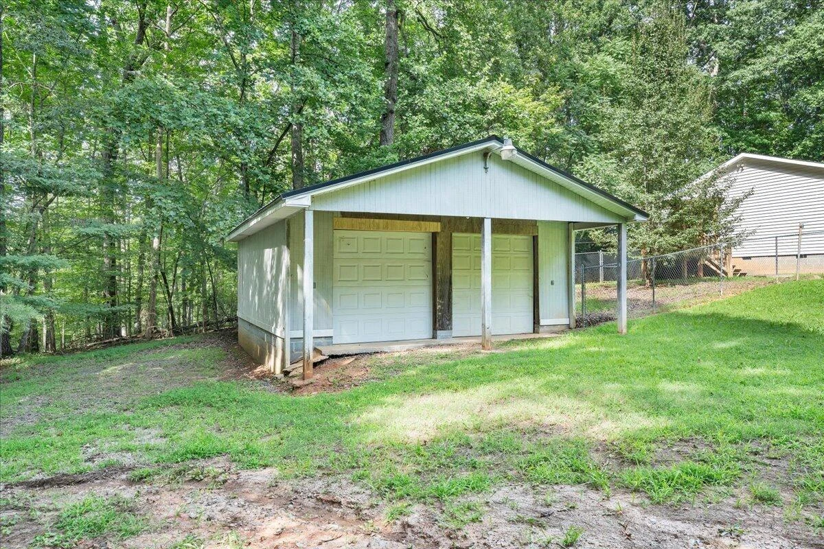 4562 Airport RD - Photo 30