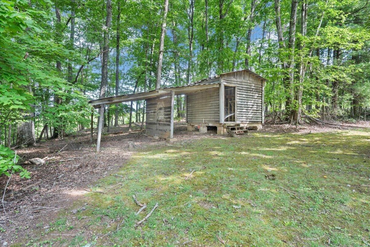 4562 Airport RD - Photo 35