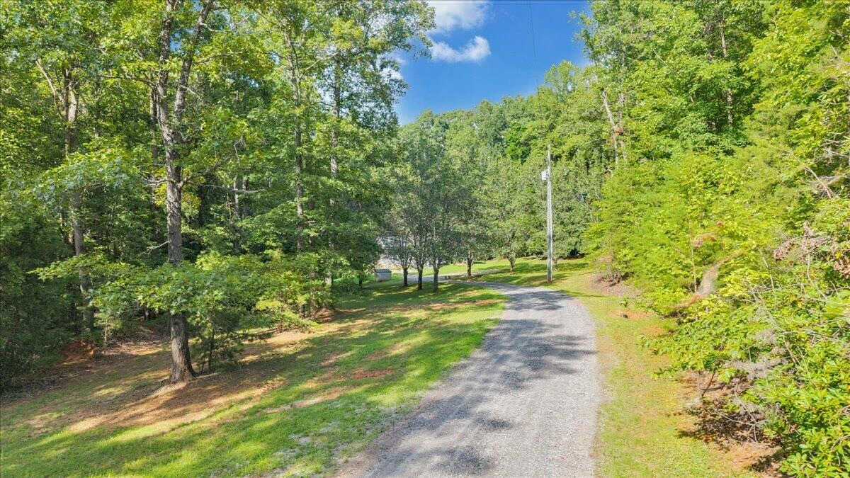 4562 Airport RD - Photo 41