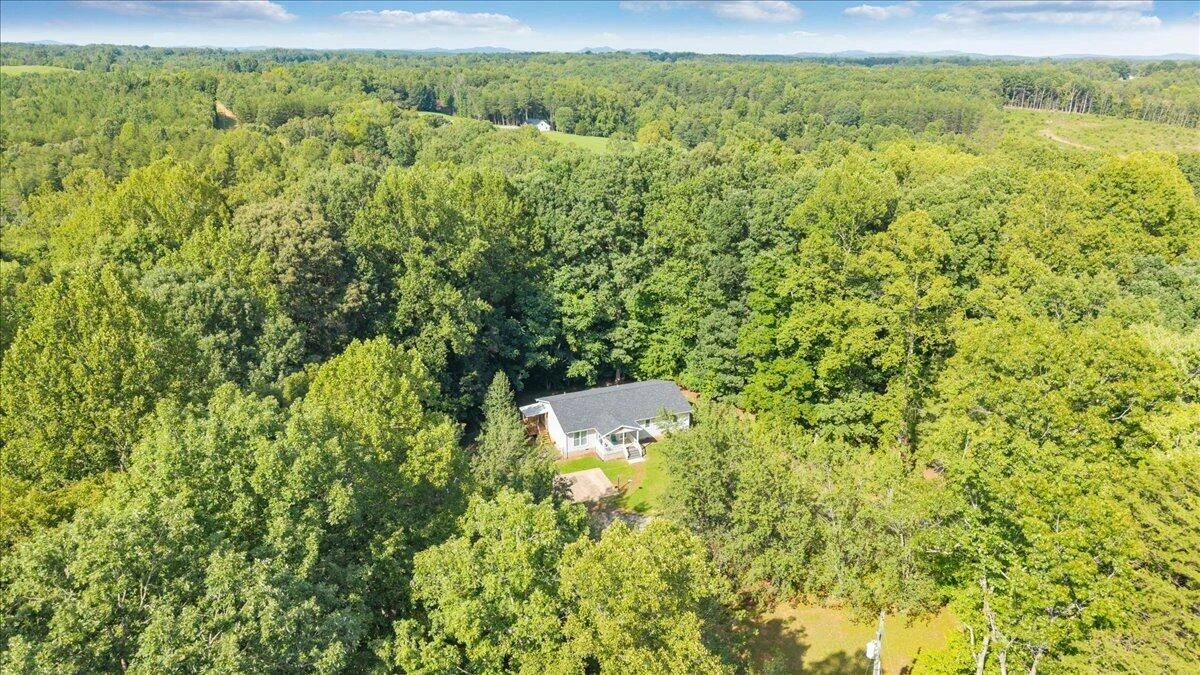 4562 Airport RD - Photo 45