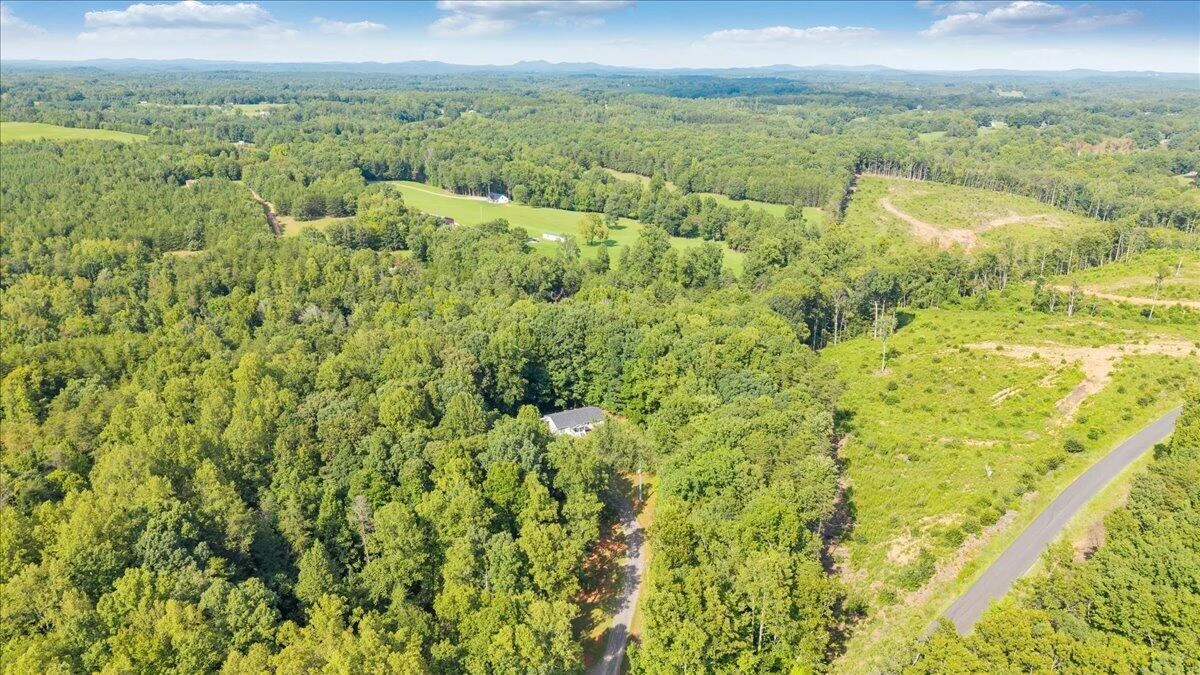 4562 Airport RD - Photo 47