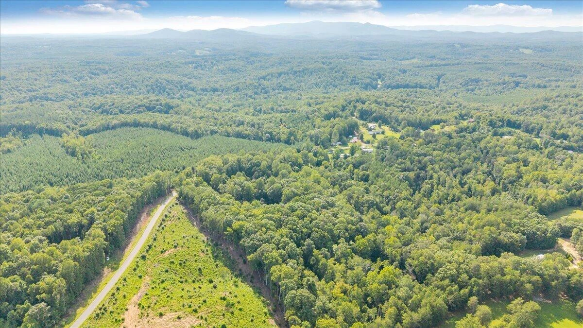 4562 Airport RD - Photo 51