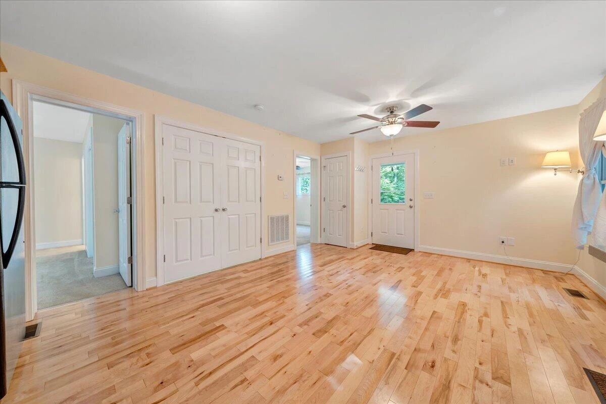 4580 Airport RD - Photo 7