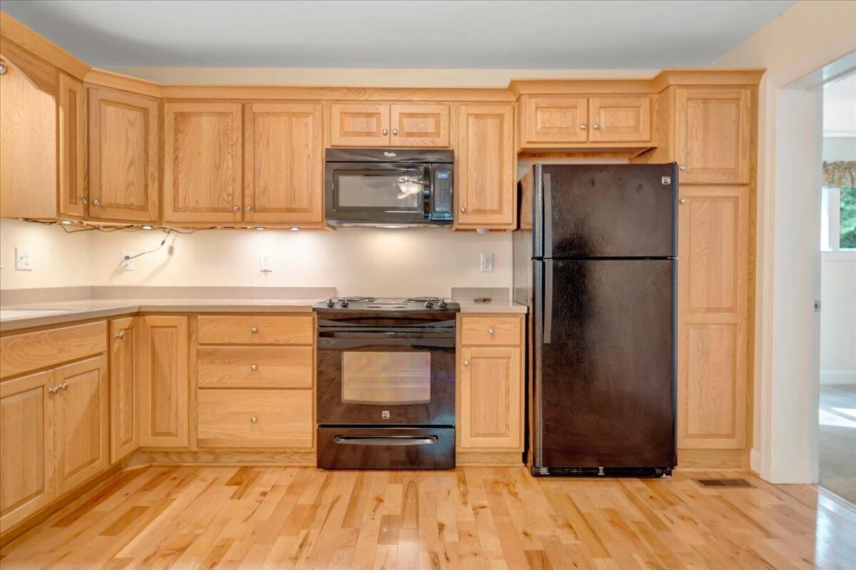 4580 Airport RD - Photo 9