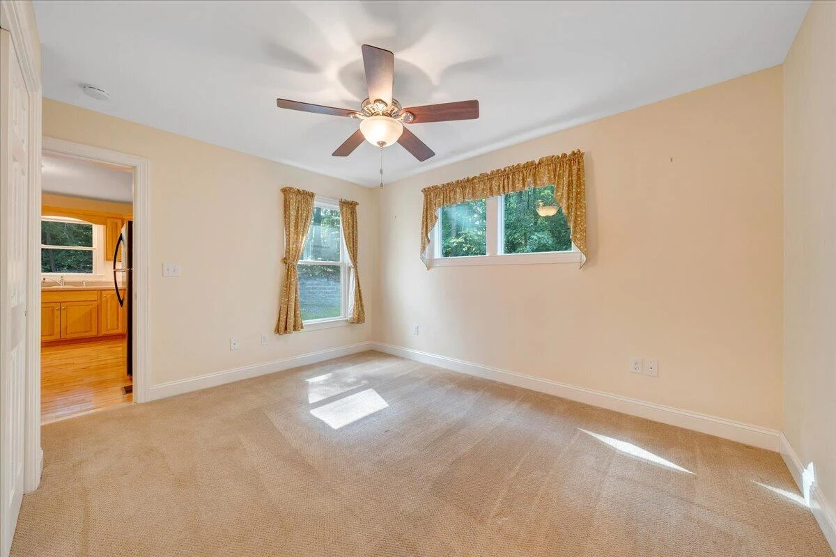 4580 Airport RD - Photo 12