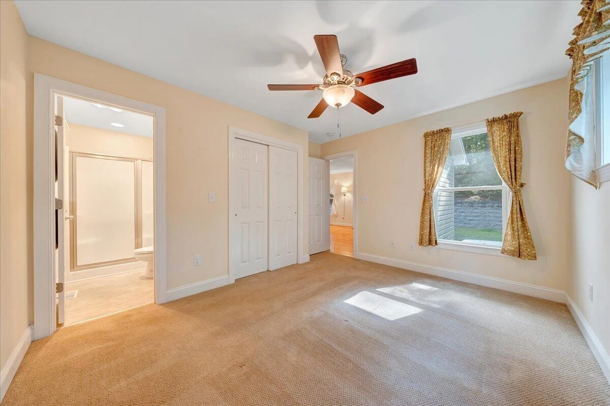 4580 Airport RD - Photo 13